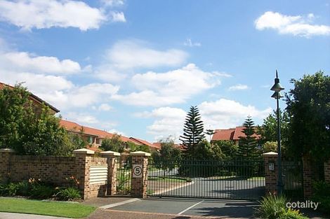 Property photo of 14/1-5 Santa Cruz Boulevard Clear Island Waters QLD 4226