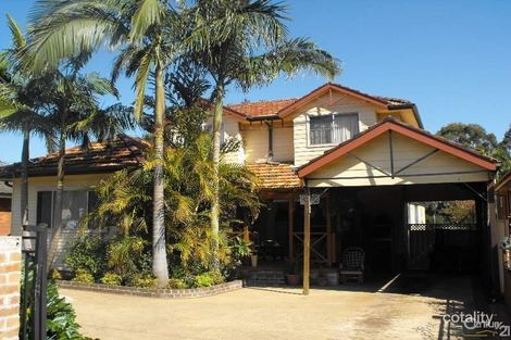 32 Clarke St, Bass Hill, NSW 2197