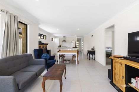 Property photo of 7 Cherrytree Chase Maddington WA 6109