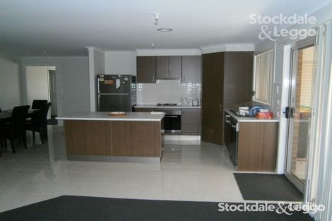 Property photo of 99 Hammersmith Circuit Traralgon VIC 3844