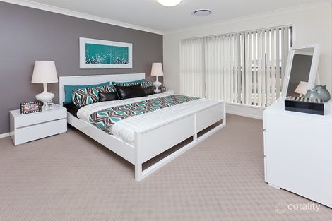 Property photo of 16 Valentine Circuit Augustine Heights QLD 4300