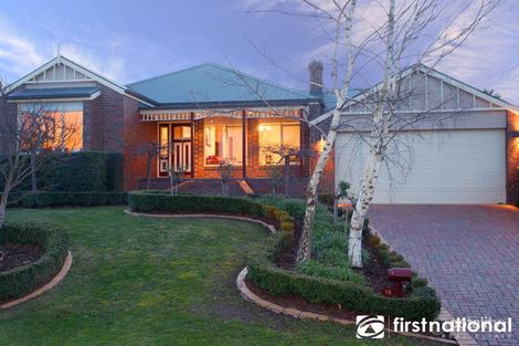Property photo of 15 Cara Crescent Berwick VIC 3806