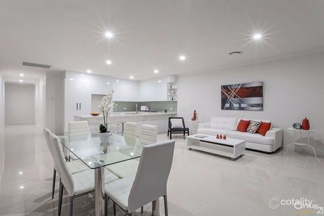 10 Norrie Ave, Clovelly Park, SA 5042