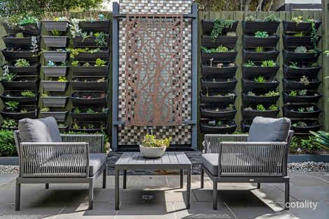 Property photo of 6/10 Warrigal Road Parkdale VIC 3195