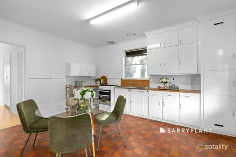 Property photo of 43 Hodgins Crescent Frankston North VIC 3200