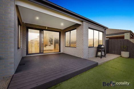 Property photo of 20 Arden Crescent Burnside VIC 3023