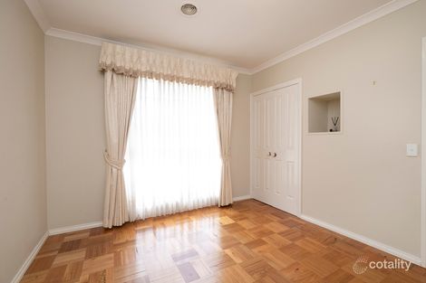 Property photo of 5 Admirals Crescent Taylors Lakes VIC 3038
