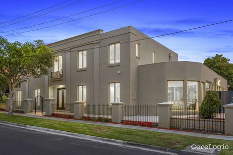 Property photo of 13 Henderson Court Glen Waverley VIC 3150