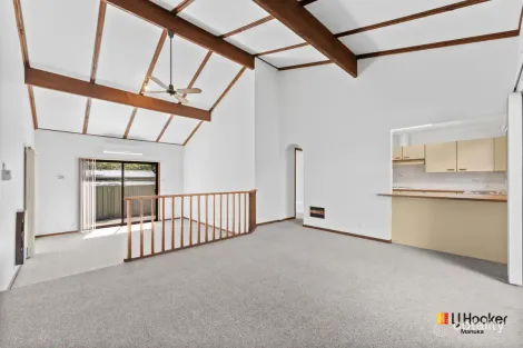 Property photo of 1/27 Gaunson Crescent Wanniassa ACT 2903