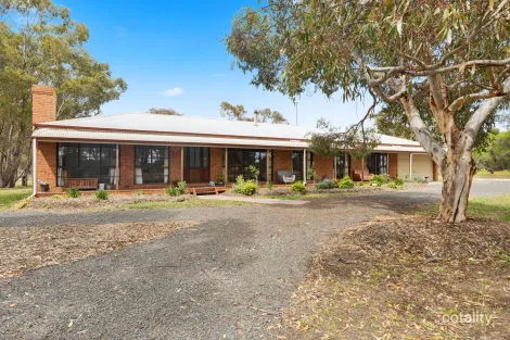 290 Highlands Rd, Seymour, VIC 3660