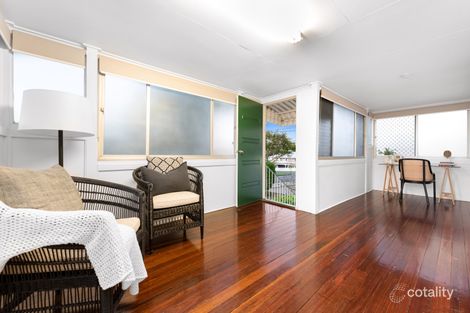 Property photo of 9 Barnes Avenue Coorparoo QLD 4151