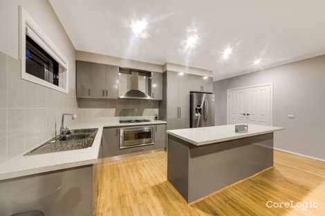 Property photo of 1 Ceres Way Cranbourne West VIC 3977