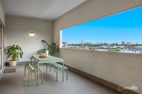 Property photo of 201/29 Llewellyn Street Merewether NSW 2291