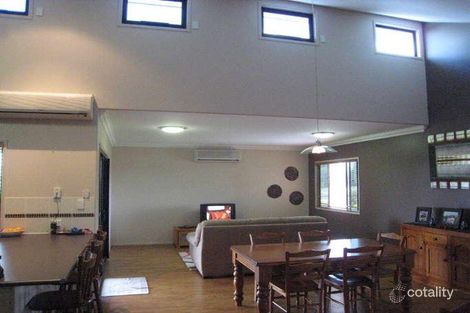 Property photo of 32 Edgewood Drive Emerald QLD 4720