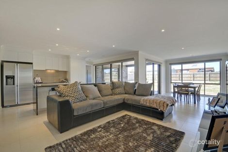 Property photo of 10 Eton Avenue Traralgon VIC 3844