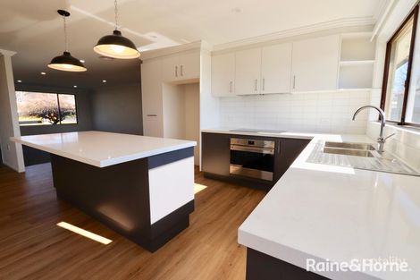 Property photo of 1 Rocket Street Bathurst NSW 2795