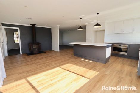 Property photo of 1 Rocket Street Bathurst NSW 2795