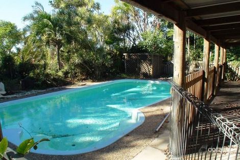 Property photo of 6 Woodlands Drive Eimeo QLD 4740