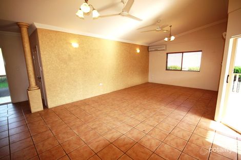 Property photo of 289 Robert Road Bentley Park QLD 4869