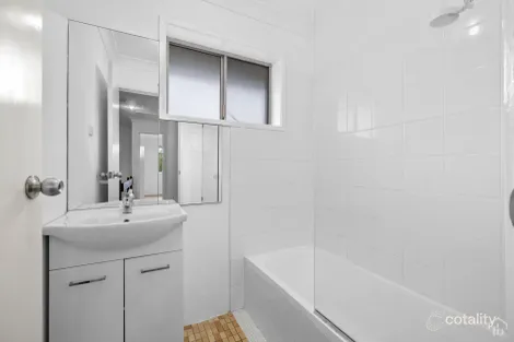 Property photo of 2/73 Price Street Nerang QLD 4211