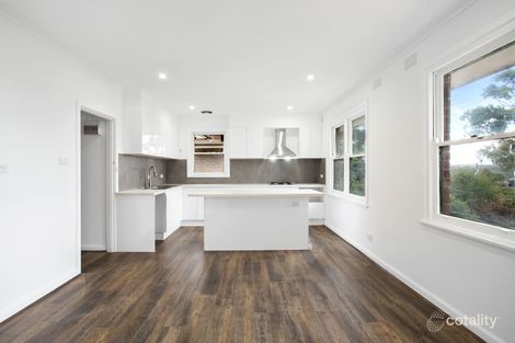 Property photo of 2/69 Boldrewood Parade Reservoir VIC 3073