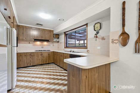 Property photo of 7 Heathcote Court Endeavour Hills VIC 3802