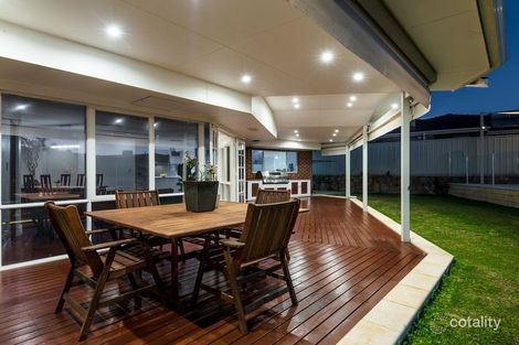 Property photo of 4 Crystalview Cove Ballajura WA 6066