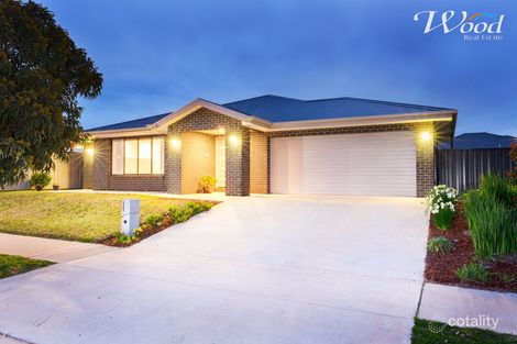 9 Wellington Dr, Thurgoona, NSW 2640