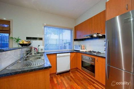 Property photo of 2/2 Harris Crescent Glen Waverley VIC 3150