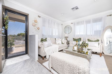 Property photo of 1 Slate Way Eglinton WA 6034