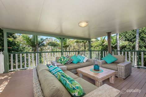 Property photo of 17 Corringle Close Helensvale QLD 4212