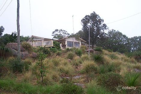 Property photo of 16 Curve Road Swan View WA 6056
