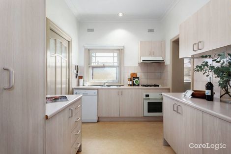 Property photo of 1/377 Dandenong Road Armadale VIC 3143