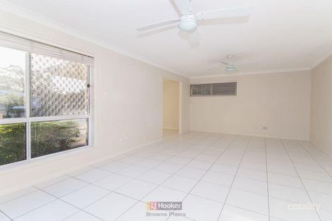 Property photo of 8 Parkland Avenue Browns Plains QLD 4118