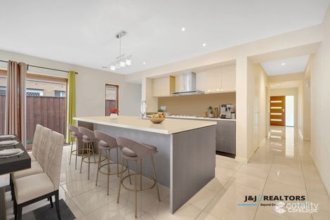 Property photo of 16 Cemetine Terrace Cranbourne VIC 3977