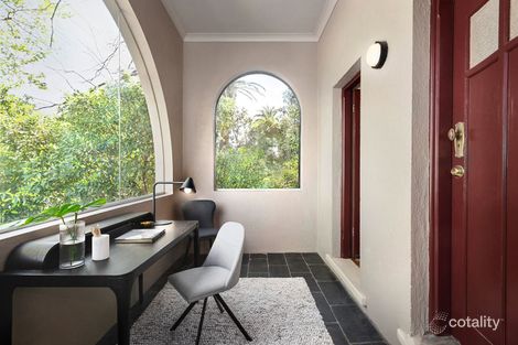 Property photo of 1/377 Dandenong Road Armadale VIC 3143