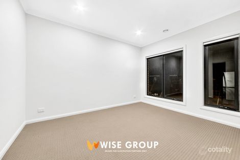 Property photo of 56 Fenway Boulevard Clyde North VIC 3978