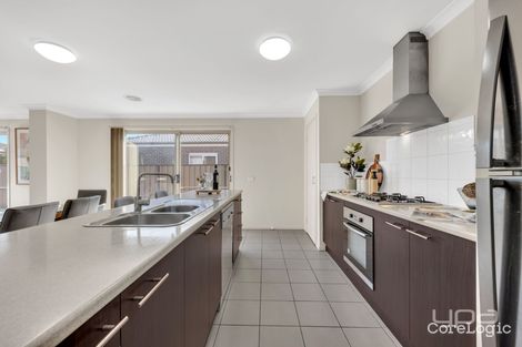 Property photo of 5 Walton Loop Point Cook VIC 3030