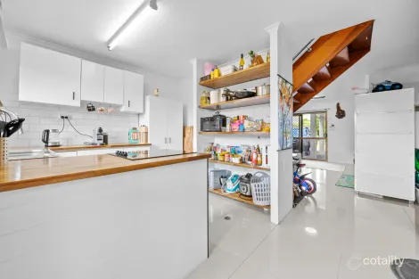 Property photo of 4/3 Mintaro Crescent Woree QLD 4868