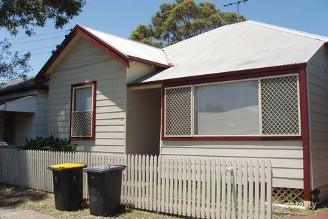 2/25 Bibby St, Hamilton, NSW 2303