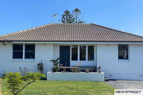 6 Martha St, Caves Beach, NSW 2281