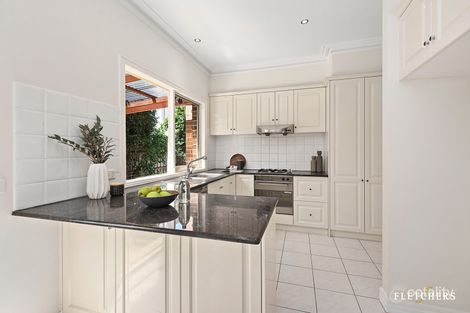 Property photo of 2/33 Greythorn Road Balwyn North VIC 3104
