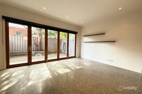 Property photo of 3/21 Lansdowne Road St Kilda East VIC 3183