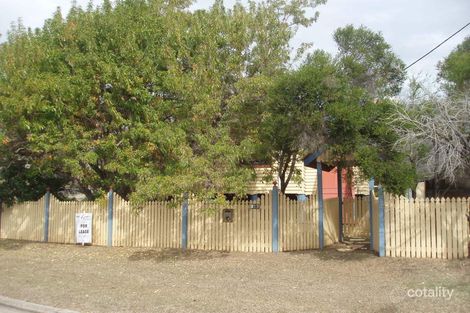 13 Side St, West Gladstone, QLD 4680