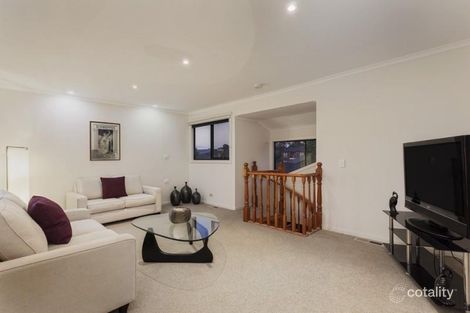 Property photo of 4 Purcell Court Bundoora VIC 3083