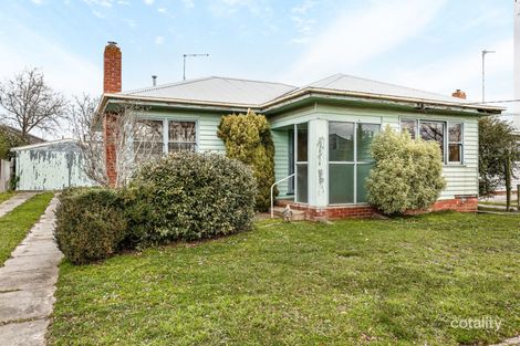 Property photo of 15 Linden Avenue Wendouree VIC 3355