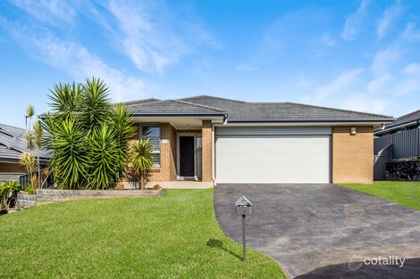 5 Portsea Pde, Cameron Park, NSW 2285