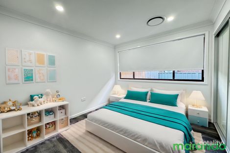 Property photo of 6 Cairns Place Wakeley NSW 2176