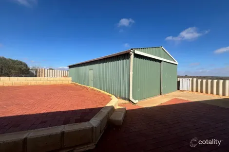 Property photo of 25 Craggs Court Brown Range WA 6701