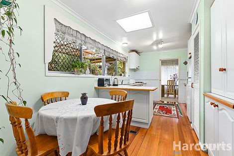 Property photo of 3 Winmalee Drive Glen Waverley VIC 3150
